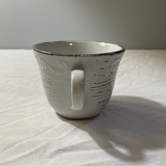 Pfaltzgraff Trellis White Whitewashed Mug - Picture 4 of 6